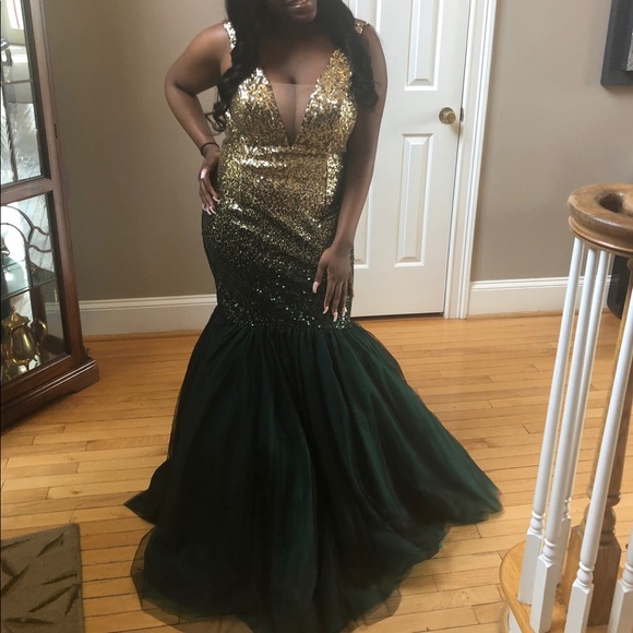 Prom Dress - Picture 1 of 2